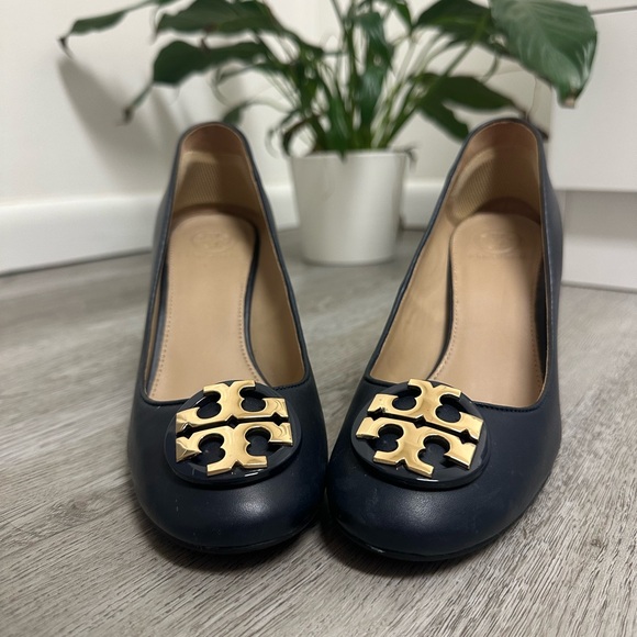 Tory Burch Navy Blue Leather Janey Block Heel - Picture 9 of 9